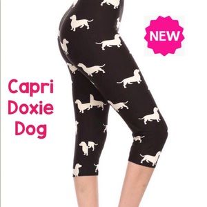 OS/Plus NEW Womens Capri Dachshund Dog Leggings Summer Cropped Pants